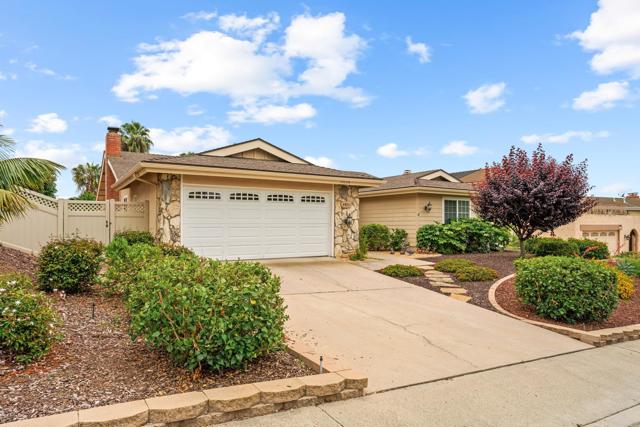 6034 Wenrich Drive, San Diego CA: https://media.crmls.org/mediaz/2127b890-da84-4ecb-9806-7e6ec580efa5.jpg