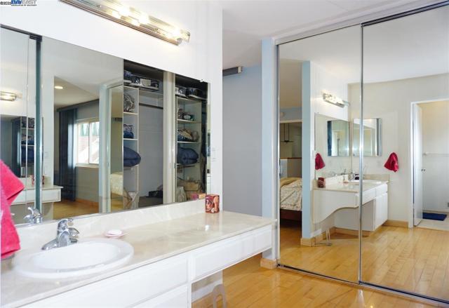 Image 24 of 43 For 236 Ottawa Way