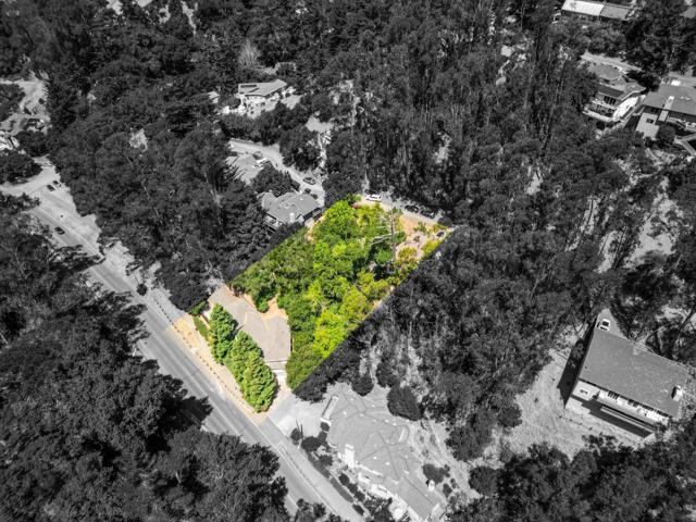 7220 Woodrow Drive, Oakland CA: https://media.crmls.org/mediaz/212b085f-fe27-46f2-9a01-593bc91d7c2b.jpg