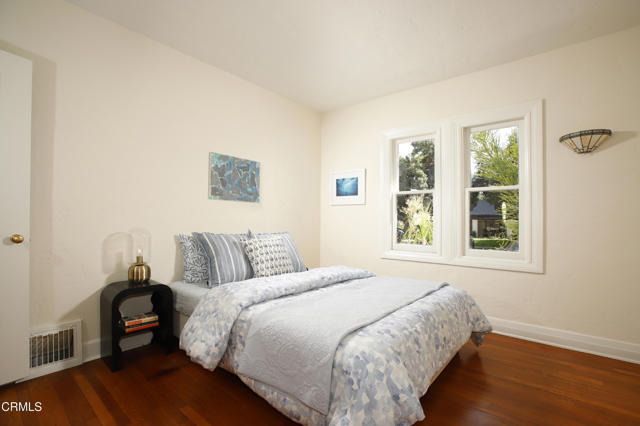 Detail Gallery Image 11 of 24 For 575 Eldora Rd, Pasadena,  CA 91104 - 2 Beds | 2 Baths