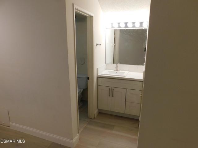 6213 Whitsett Avenue, North Hollywood CA: https://media.crmls.org/mediaz/212b665c-16c7-4a92-bfc2-6b7ee2011760.jpg