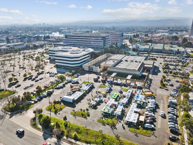 1394 Marlin Avenue, Foster City CA: https://media.crmls.org/mediaz/212b885e-328e-489a-9e6c-2647a7896f42.jpg
