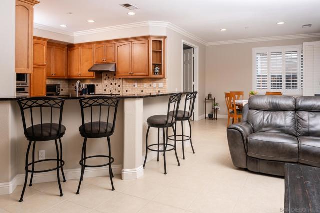 1971 Pizarro Lane, Escondido CA: https://media.crmls.org/mediaz/212bf22e-0333-40ac-b279-aba4b3580933.jpg