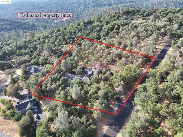 16096 Parkridge Ave, Sonora CA: https://media.crmls.org/mediaz/212c6a74-16ce-441b-9285-29af51db434f.jpg