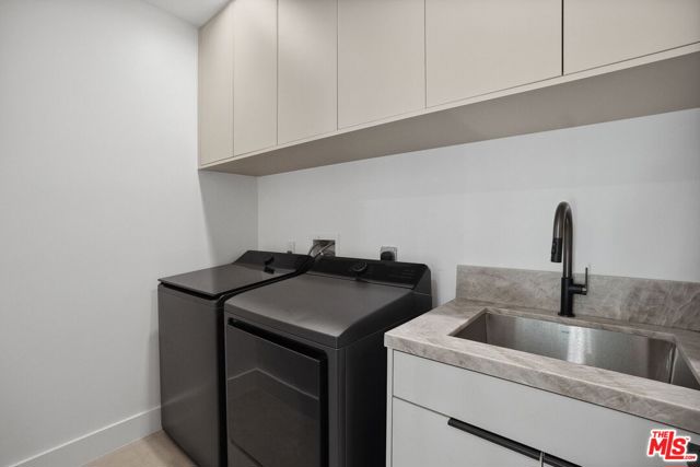 12041 Marine Street, Los Angeles CA: https://media.crmls.org/mediaz/212ce064-8208-445d-8e68-7b12312b381d.jpg