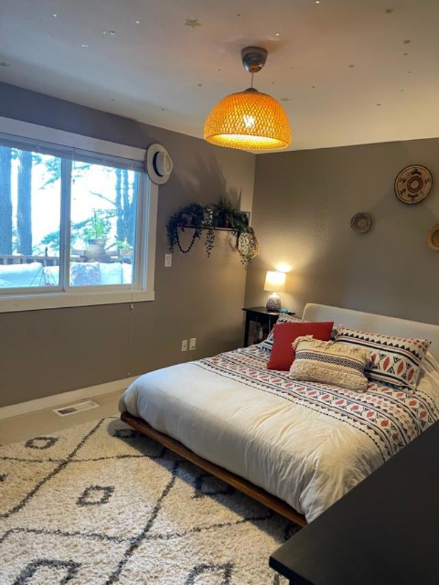 14750 Skyline Boulevard, Woodside CA: https://media.crmls.org/mediaz/212dd19e-5222-4fac-9fc4-d1f5e63ffb57.jpg