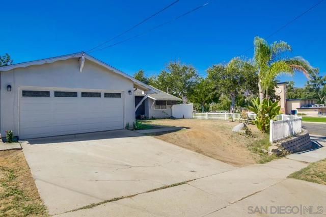 6398 Badger Lake Ave, San Diego CA: https://media.crmls.org/mediaz/212e1f65-e0b1-40a8-b2bd-21a016fa2023.jpg