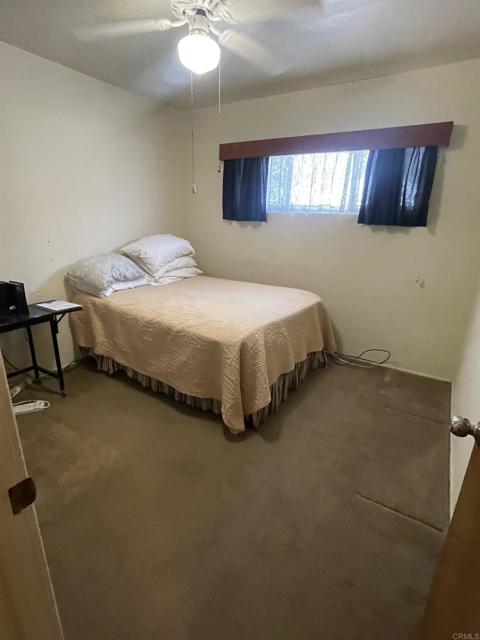 722 N Preston E Drive, Calexico CA: https://media.crmls.org/mediaz/212e92a0-24c2-4201-9e88-0f3b2198872c.jpg