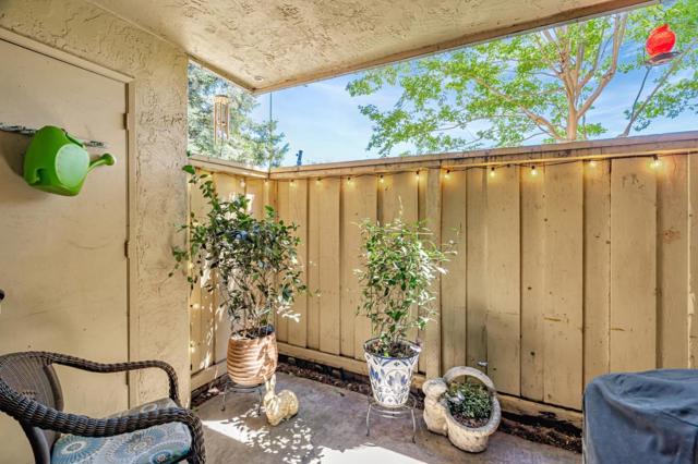 247 N Capitol Avenue, San Jose CA: https://media.crmls.org/mediaz/212eb8de-8248-4efa-b156-530f21eebacb.jpg
