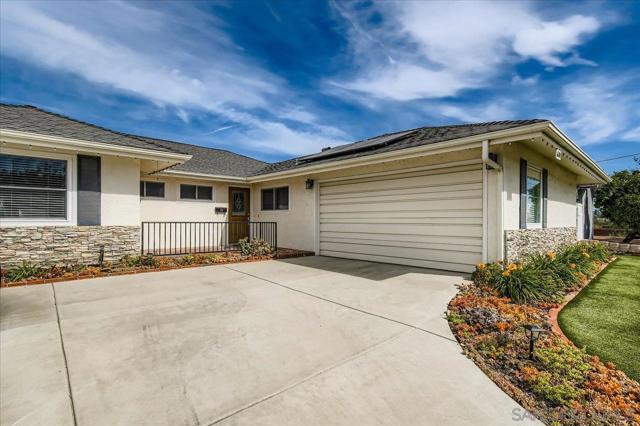 6370 Lake Kathleen Avenue, San Diego CA: https://media.crmls.org/mediaz/212eef69-78b8-4b7c-8631-f4f3410e65ab.jpg