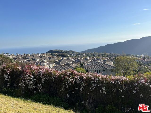 Drew Fenton | 1630 Chastain Pacific Palisades CA | MLS: 7136209