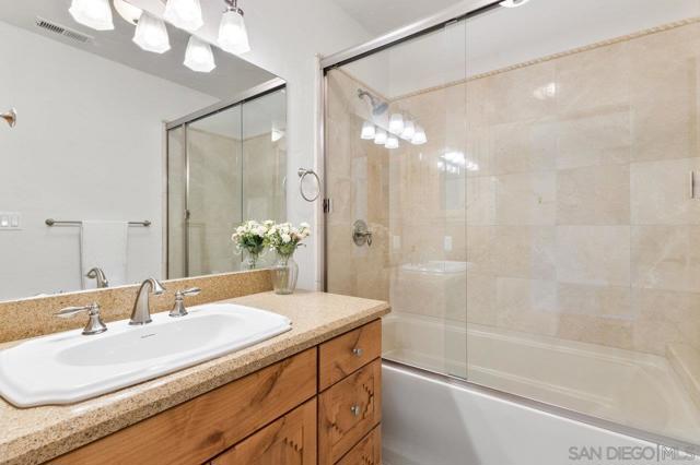 3232 N Twin Oaks Valley Rd, San Marcos CA: https://media.crmls.org/mediaz/21301bc1-23d7-487a-b233-bcc5d18808ed.jpg