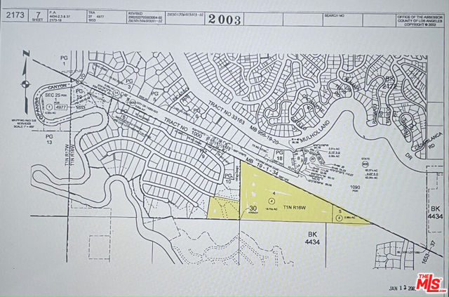 3 Ambar Drive, Woodland Hills CA: https://media.crmls.org/mediaz/21314297-9fca-4d6a-a4e6-688f2171bf0c.jpg