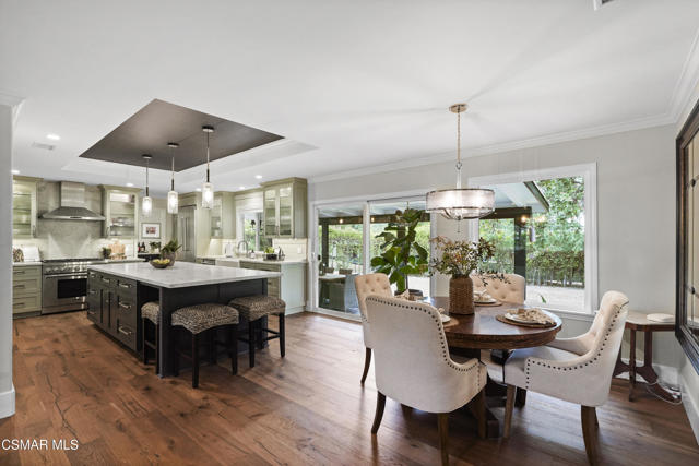 1658 La Granada Drive, Thousand Oaks CA: https://media.crmls.org/mediaz/21318e29-cb1a-4925-892b-98755d545d67.jpg