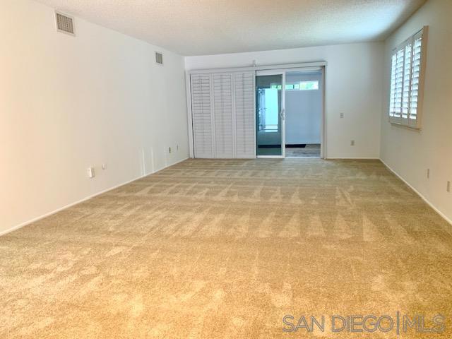 16599 Caminito Vecinos, San Diego CA: https://media.crmls.org/mediaz/2132c821-f44e-4ad6-821c-2bb5fdb382da.jpg