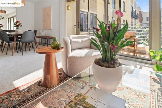 438 W Grand Ave, Oakland CA: https://media.crmls.org/mediaz/2133792f-6545-4d8b-ae8d-79f7cd504692.jpg