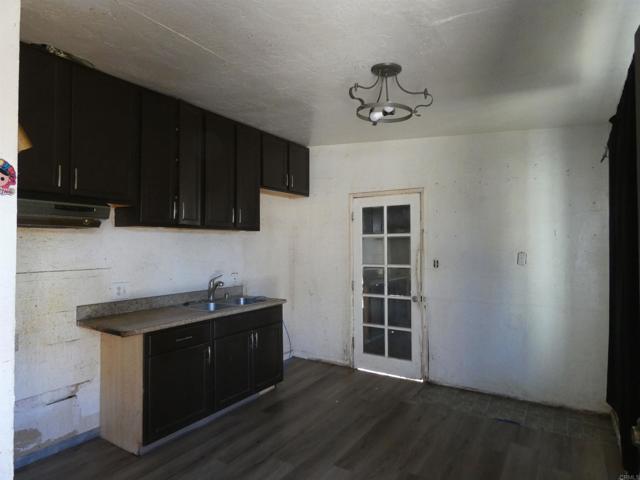 Image 4 of 10 For 348 Montgomery Street