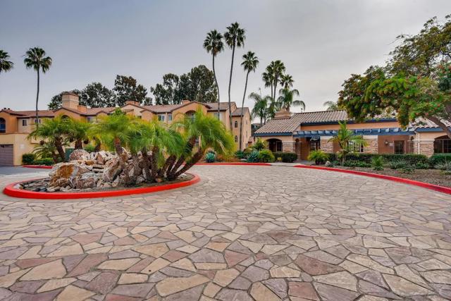 7160 Shoreline Dr, San Diego CA: https://media.crmls.org/mediaz/2134a3ab-1568-4f6c-9011-fa7acecfb793.jpg