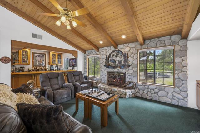 3048 Jason Road, Fallbrook CA: https://media.crmls.org/mediaz/2134dc43-7739-4142-8610-82577d8e2c91.jpg