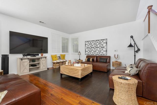 Detail Gallery Image 7 of 34 For 534 Wildrye Ct, Hemet,  CA 92543 - 6 Beds | 3 Baths