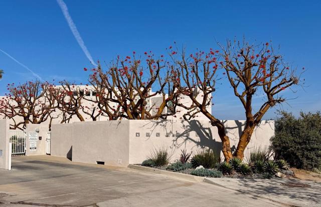 Detail Gallery Image 2 of 6 For 160 Solana Point Cir, Solana Beach,  CA 92075 - 3 Beds | 3 Baths