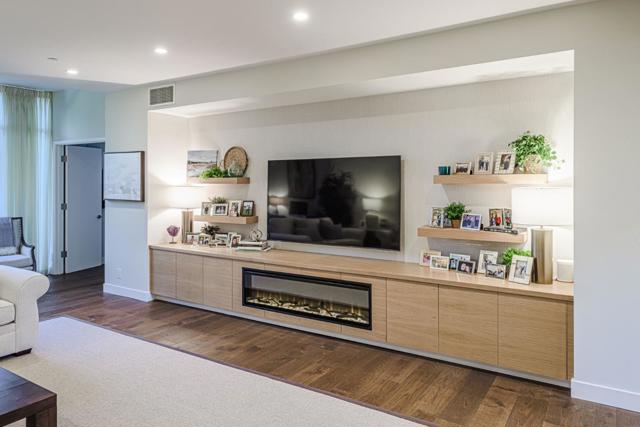 20 W 3rd Avenue, San Mateo CA: https://media.crmls.org/mediaz/21351ac6-5bd0-41ba-9aec-ebaf5be1e5cf.jpg