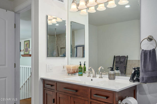 1841 Fallview Road, Westlake Village CA: https://media.crmls.org/mediaz/21351d6b-0369-4960-81a7-9608b64ef7fc.jpg