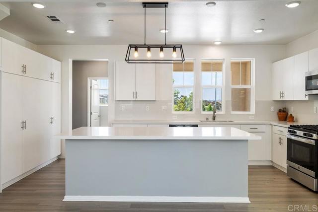 5241 Rockfish Lane, San Diego CA: https://media.crmls.org/mediaz/213577e0-d25f-4ffa-85c1-ea59bbdb3a83.jpg