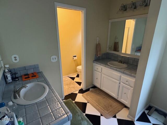 Detail Gallery Image 10 of 21 For 232 N Fairway Dr, Lake Arrowhead,  CA 92352 - 3 Beds | 2 Baths