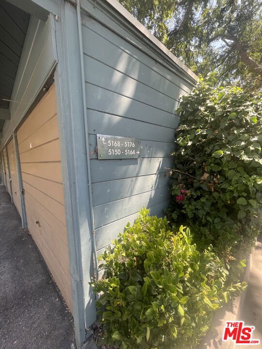 Image 18 of 4 For 5162 Village