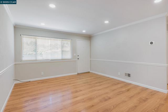 3797 Oxford Cmn, Fremont CA: https://media.crmls.org/mediaz/2136947c-2db8-4669-951b-ced893885d44.jpg