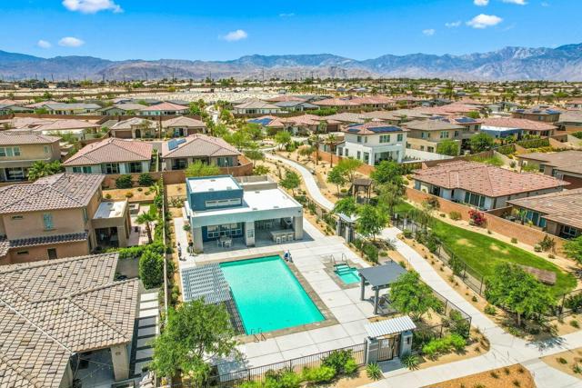 35551 Luna Court, Palm Desert CA: https://media.crmls.org/mediaz/2136bf7f-3b07-404f-9d77-0b3cef01a291.jpg
