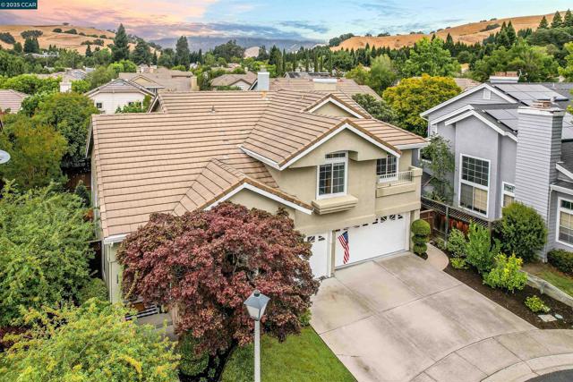 405 Triomphe Ct, Danville CA: https://media.crmls.org/mediaz/2136c037-6e62-4803-92be-f47cdd064c1f.jpg