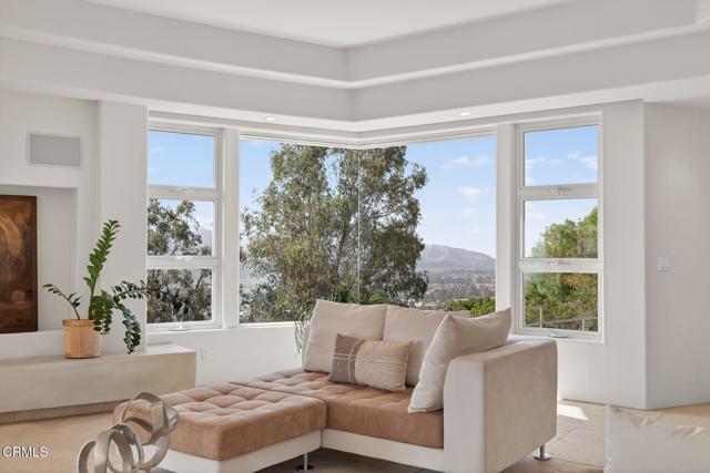 Detail Gallery Image 11 of 55 For 864 Montclair Dr, Santa Paula,  CA 93060 - 4 Beds | 4/1 Baths