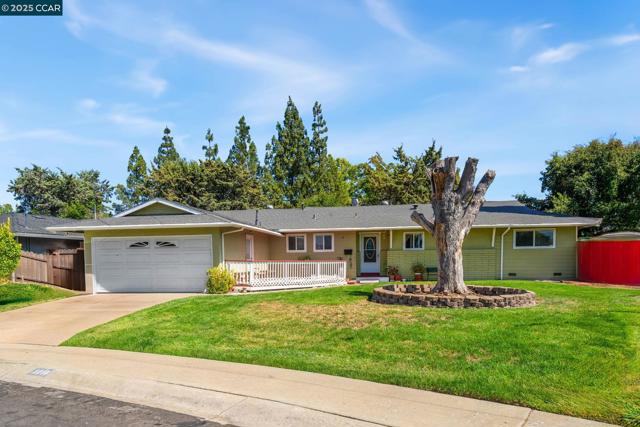 1216 Sherlock Way, Concord CA: https://media.crmls.org/mediaz/213746d7-0e43-4a61-9478-81beab2981df.jpg