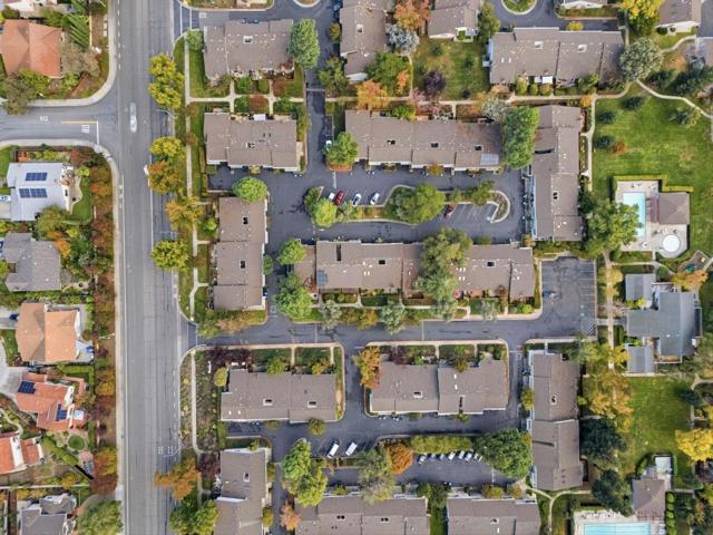 10969 Northshore Square, Cupertino CA: https://media.crmls.org/mediaz/21376f9c-f635-45f3-bfe2-5546839d340a.jpg