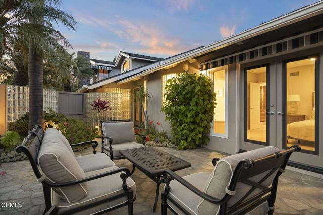 612 Via Arroyo, Ventura CA: https://media.crmls.org/mediaz/21385953-3666-4273-b220-0e8567c73fe6.jpg