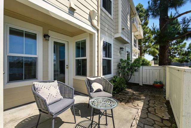 1023 Rudder Lane, Foster City CA: https://media.crmls.org/mediaz/21397a4b-974b-41fe-abe6-27c9953811ea.jpg