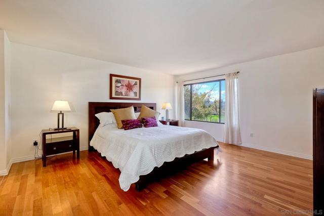 3625 Country Meadow Ln, Escondido CA: https://media.crmls.org/mediaz/213ad24b-0c75-4882-91b3-6c279590a034.jpg