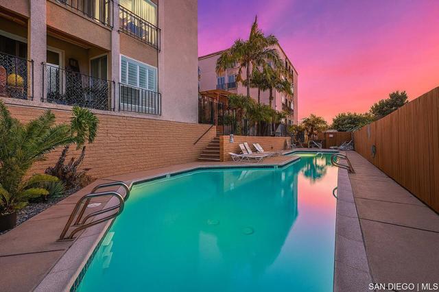 4730 Noyes ST, San Diego CA: https://media.crmls.org/mediaz/213b8a68-491d-422d-868b-43870c2df8e0.jpg