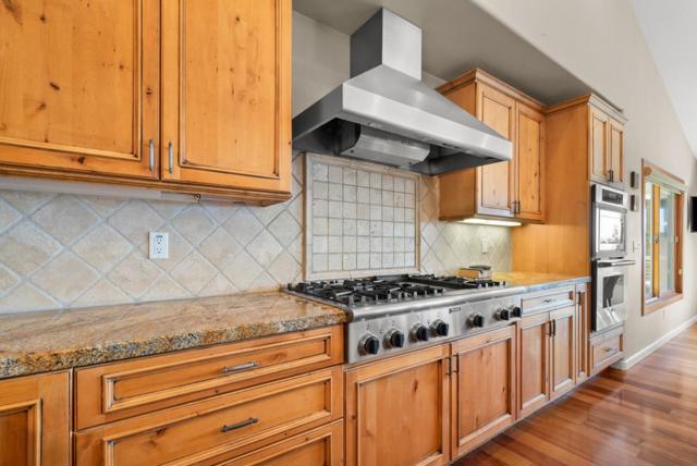 24101 Mountain Charlie Road, Los Gatos CA: https://media.crmls.org/mediaz/213bfe34-26d0-46d0-b259-f6c9cbe9af9a.jpg