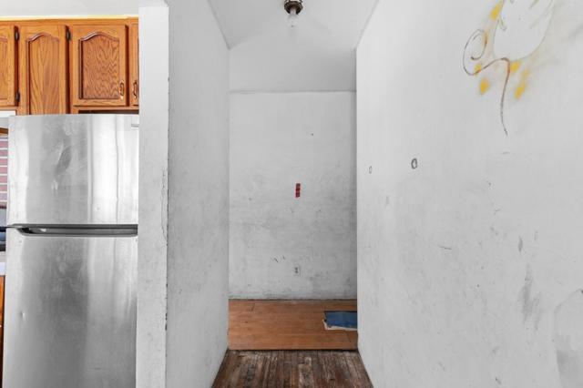 7541 19th Street, Sacramento CA: https://media.crmls.org/mediaz/213cd39d-c459-4491-8c68-f6be100dbe33.jpg