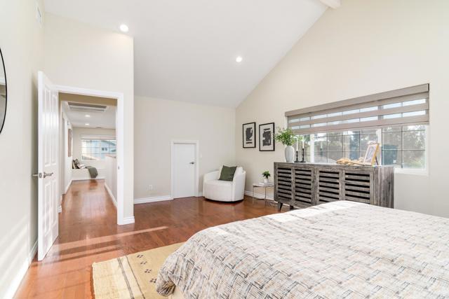 Image 24 of 45 For 1822 Burroughs St