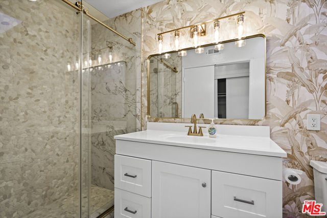 5245 Coldwater Canyon Avenue, Sherman Oaks CA: https://media.crmls.org/mediaz/213d3f5e-b448-443f-b48d-ef3e4067c724.jpg