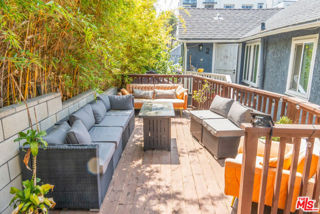 346 Laveta Terrace photo 30