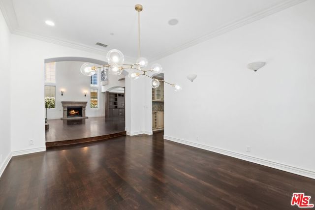 16718 Via Pacifica, Pacific Palisades CA: https://media.crmls.org/mediaz/213dceac-38a6-44d0-adc1-b704d2a967c0.jpg