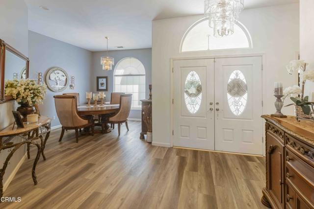 4205 Palisades Circle, Bakersfield CA: https://media.crmls.org/mediaz/213eac7f-d6ba-48b9-ba92-999b42053aca.jpg