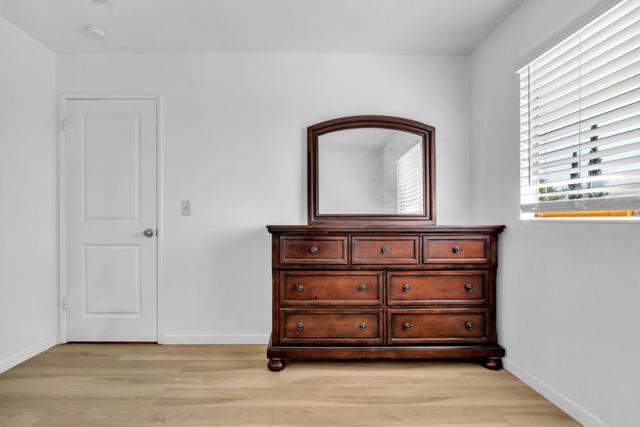 6245 Pantano Drive, Sacramento CA: https://media.crmls.org/mediaz/21418e91-8951-4cd3-a917-c2cb90ce6dcc.jpg