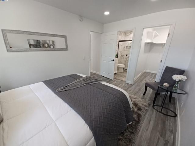 112 Aurora Plz, Union City CA: https://media.crmls.org/mediaz/21427147-c61f-41ff-82a7-c000b25d3cdb.jpg