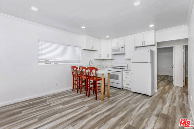 2922 S Budlong Avenue, Los Angeles CA: https://media.crmls.org/mediaz/21444d9c-9b65-41f7-b7d8-057ec212bbef.jpg